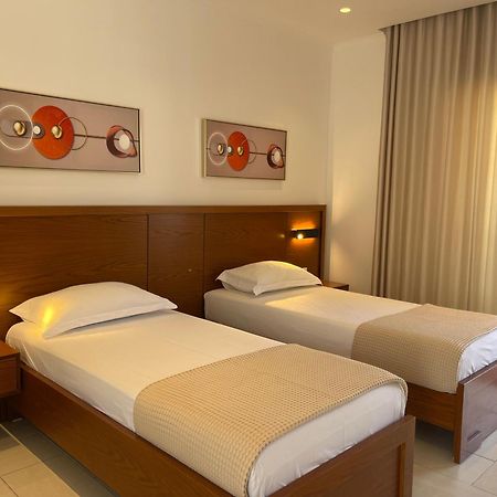 George Apartments 히마레 외부 사진